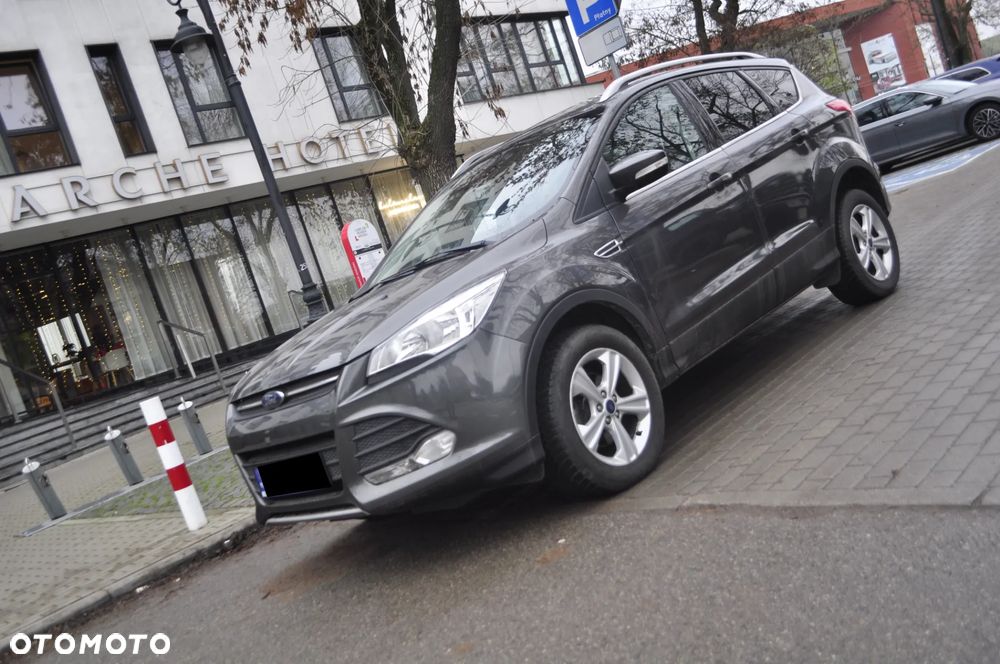 Ford Kuga 1.5 EcoBoost FWD Titanium ASS - 2