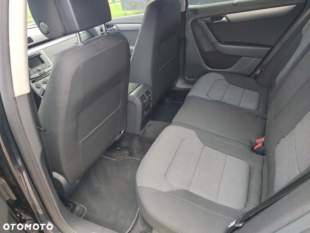 Volkswagen Passat 2.0 TDI Comfortline DSG - 15