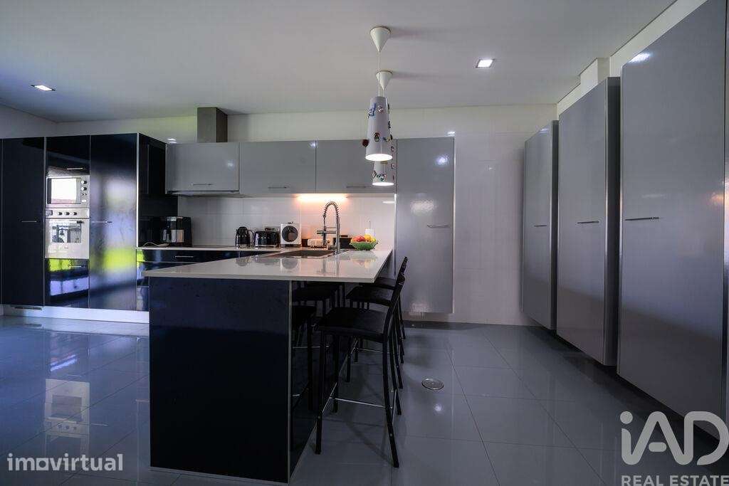 Moradia isolada T4 em Oliveira do Bairro de 540 m2 - Grande imagem: 5/40