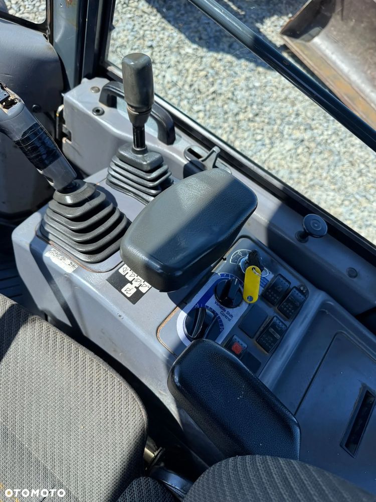 Komatsu WA200 PT-5 ** ŁADOWARKA KOMATSU WA 200PT-5** Leasing** Zamiana** - 9