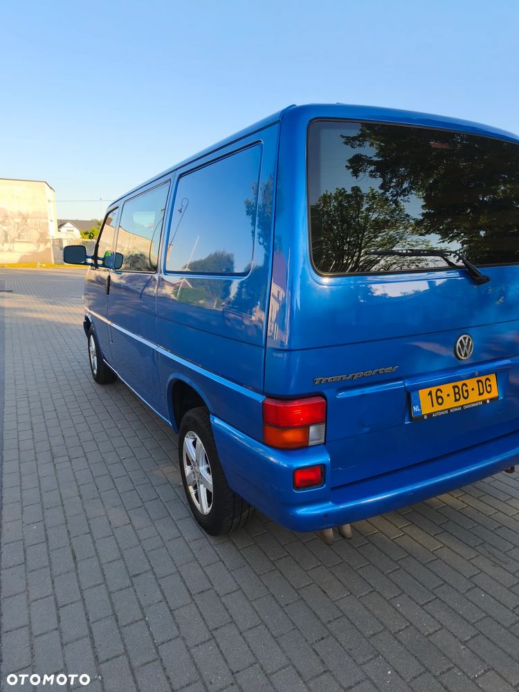 Volkswagen Transporter - 26