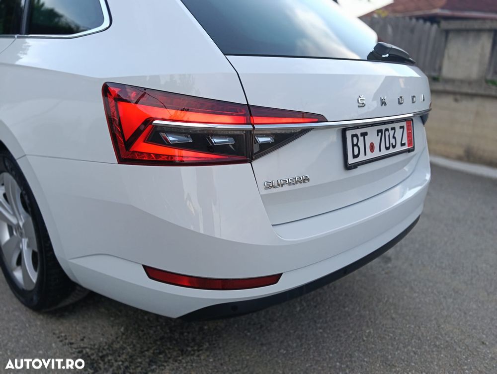 Skoda Superb 2.0 TDI DSG Sportline - 29
