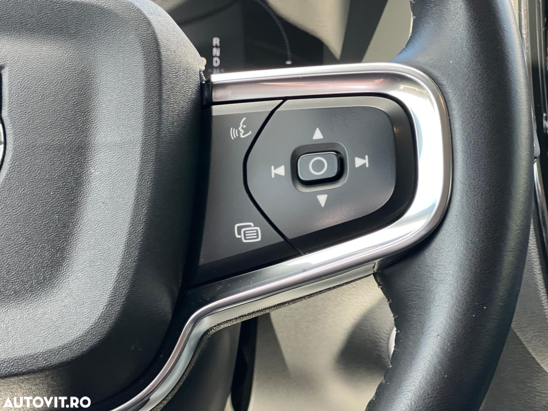 Volvo XC 40 T4 Recharge DKG Core - 24
