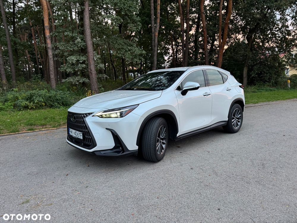 Lexus NX 350h Elegance 2WD - 2