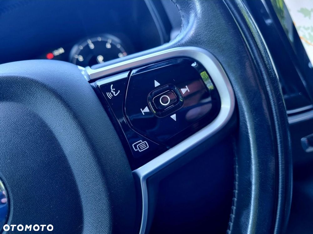 Volvo V90 Cross Country D4 AWD Geartronic - 22