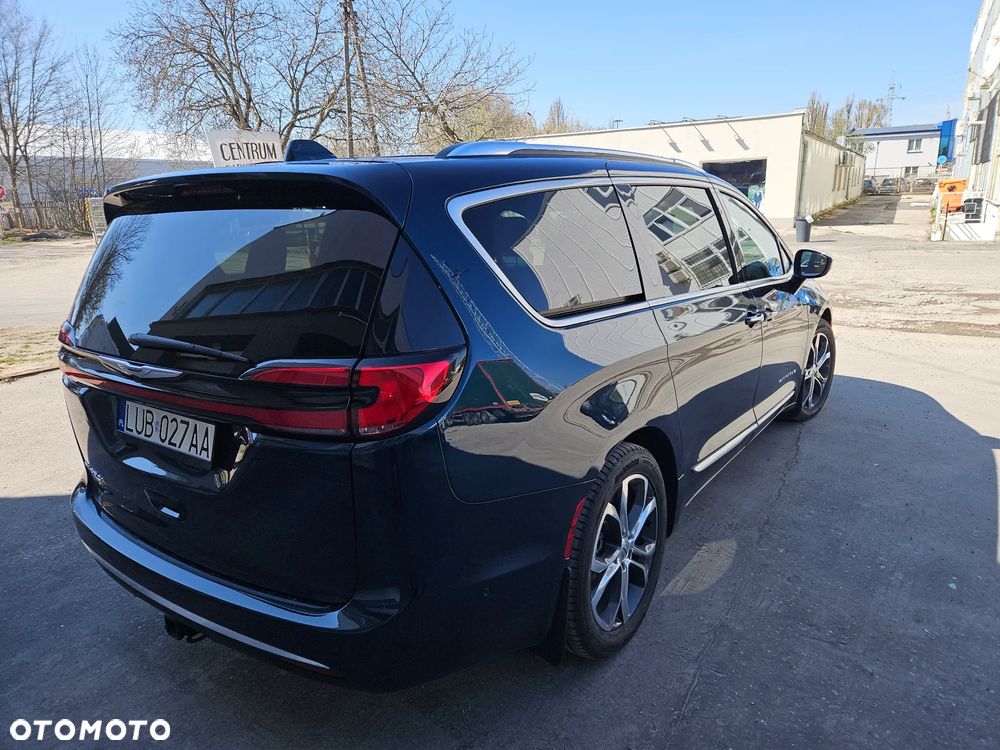 Chrysler Pacifica - 14
