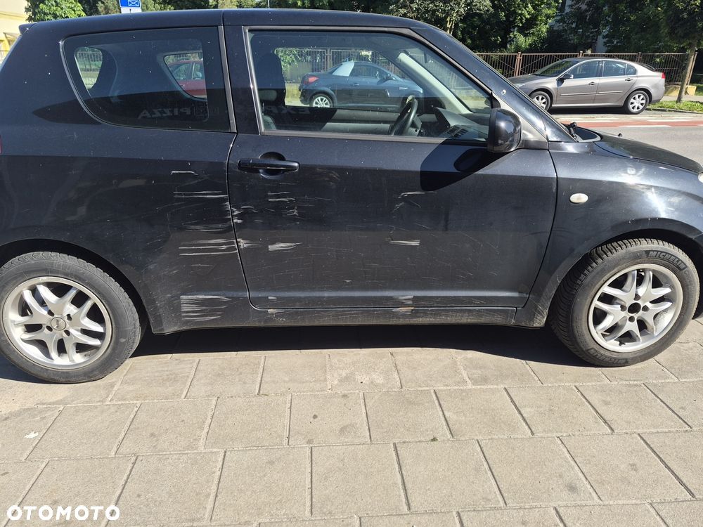 Suzuki Swift - 3