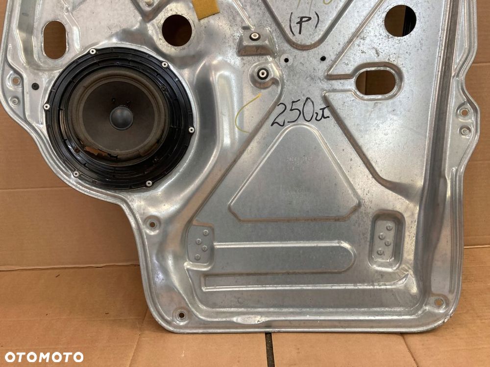 VW T5 MULTIVAN TRANSPORTER 03- PODNOŚNIK MECHANIZM SZYBY PRAWY ORYGINAŁ - 2