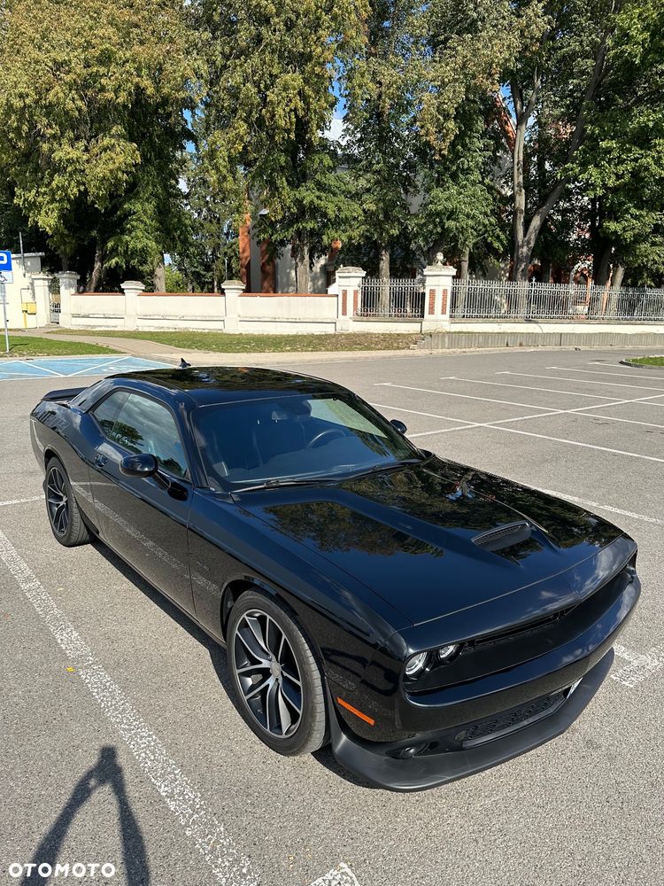 Dodge Challenger 5.7 R/T - 25