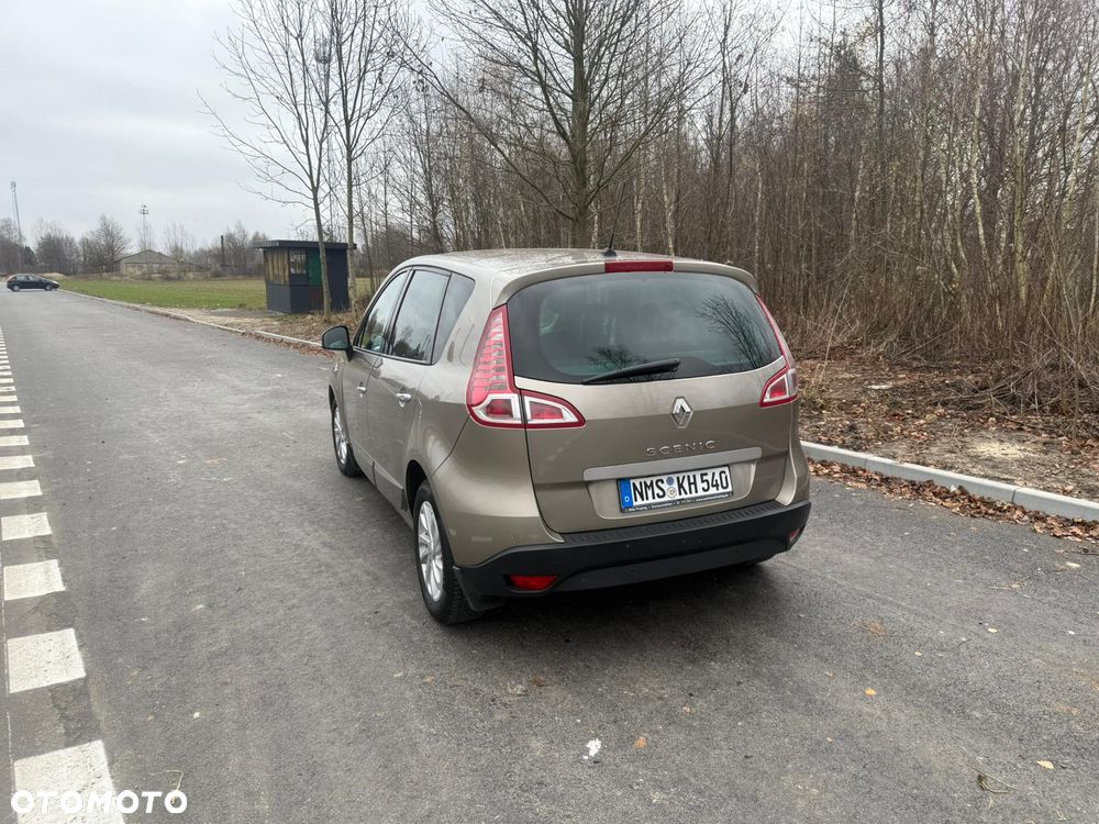 Renault Scenic - 15