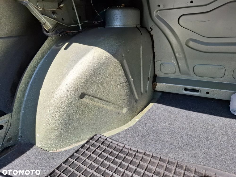 BMW Seria 3 - 31
