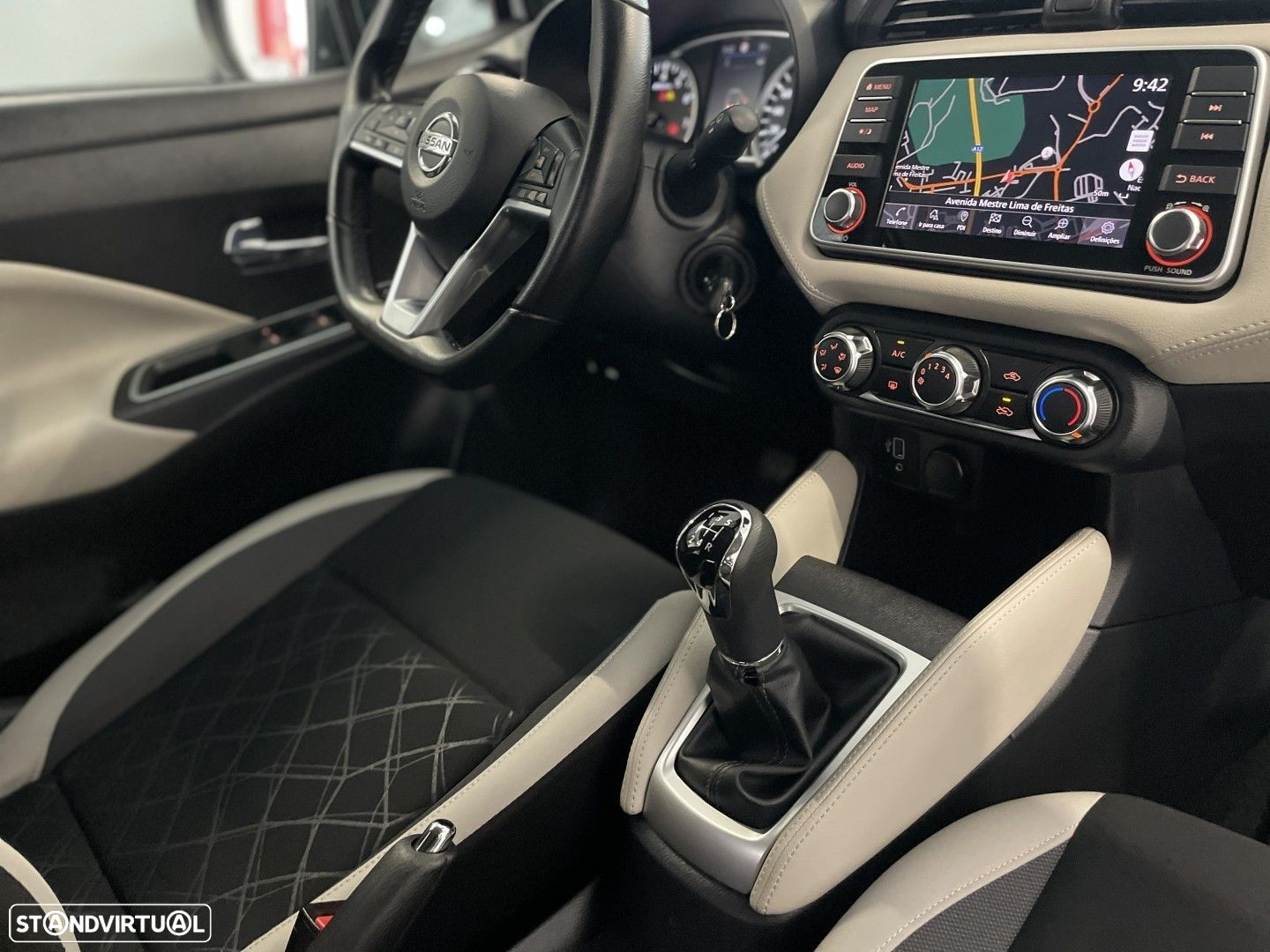 Nissan Micra 1.0 IG-T N-Design Black P.Navi - 34