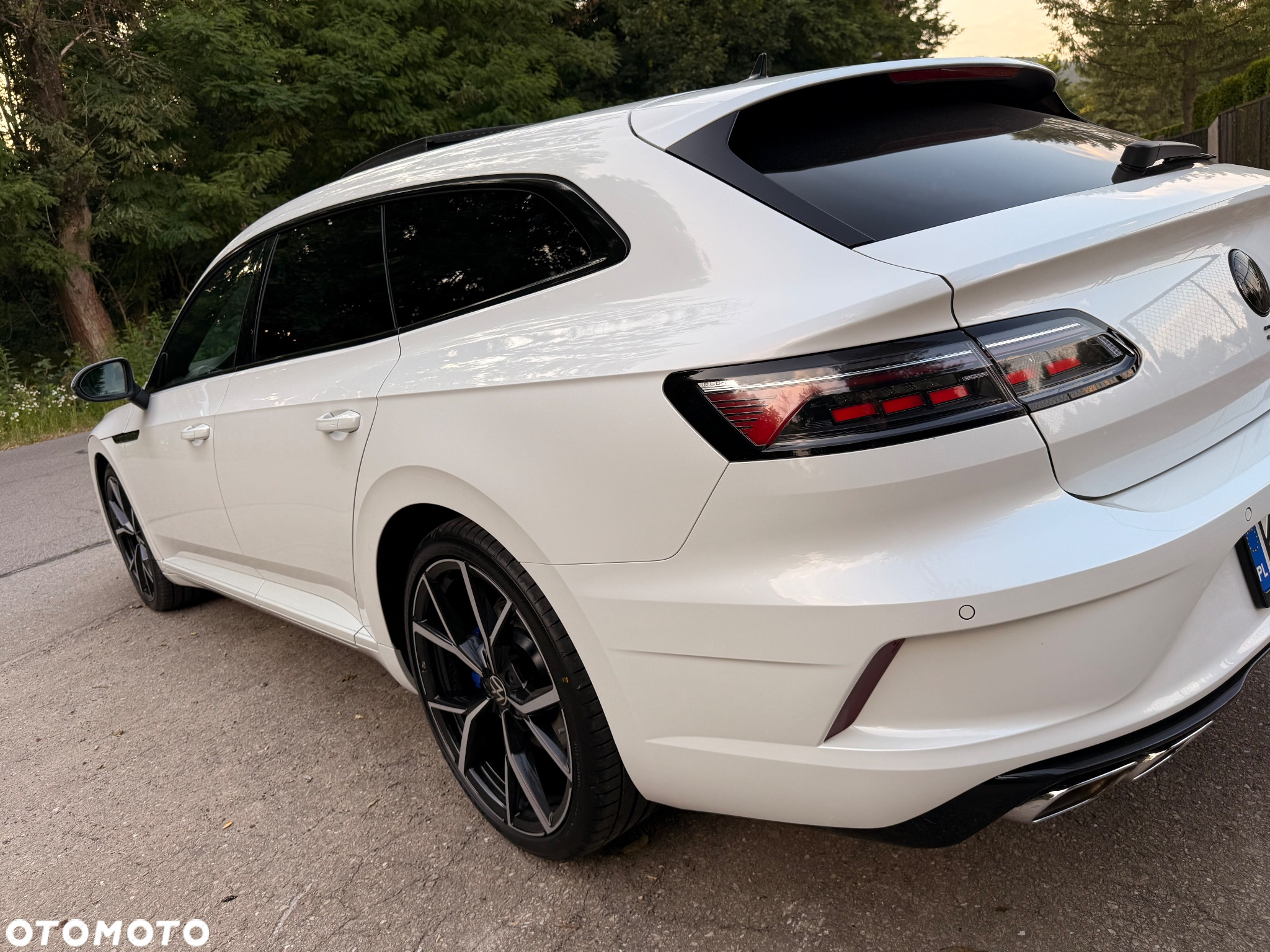 Volkswagen Arteon 2.0 TSI 4Motion R DSG - 18