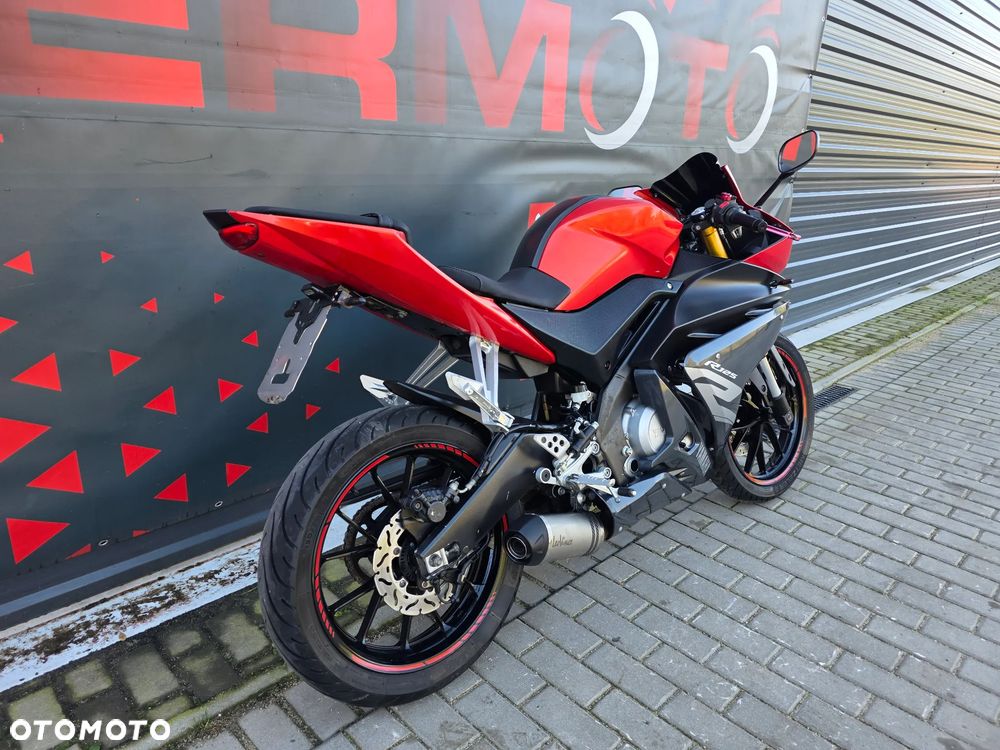 Yamaha YZF - 3
