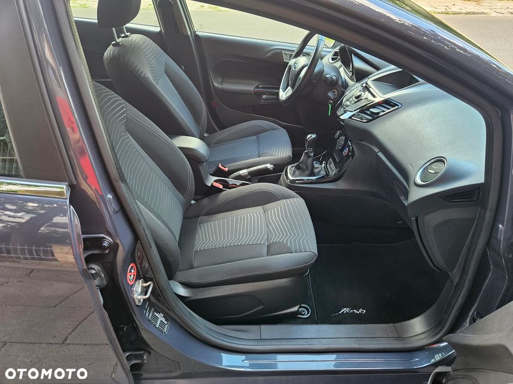 Ford Fiesta 1.25 Champions Edition - 12