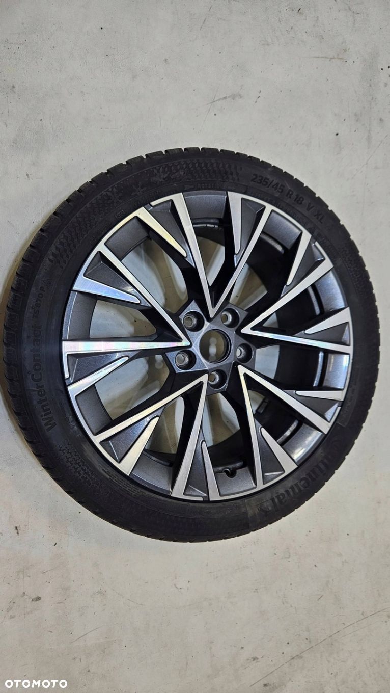 FELGA OPONA SKODA SUPERB IV 4 18 8J ET44 5x112 3P0601025G 235/45/18 - 1