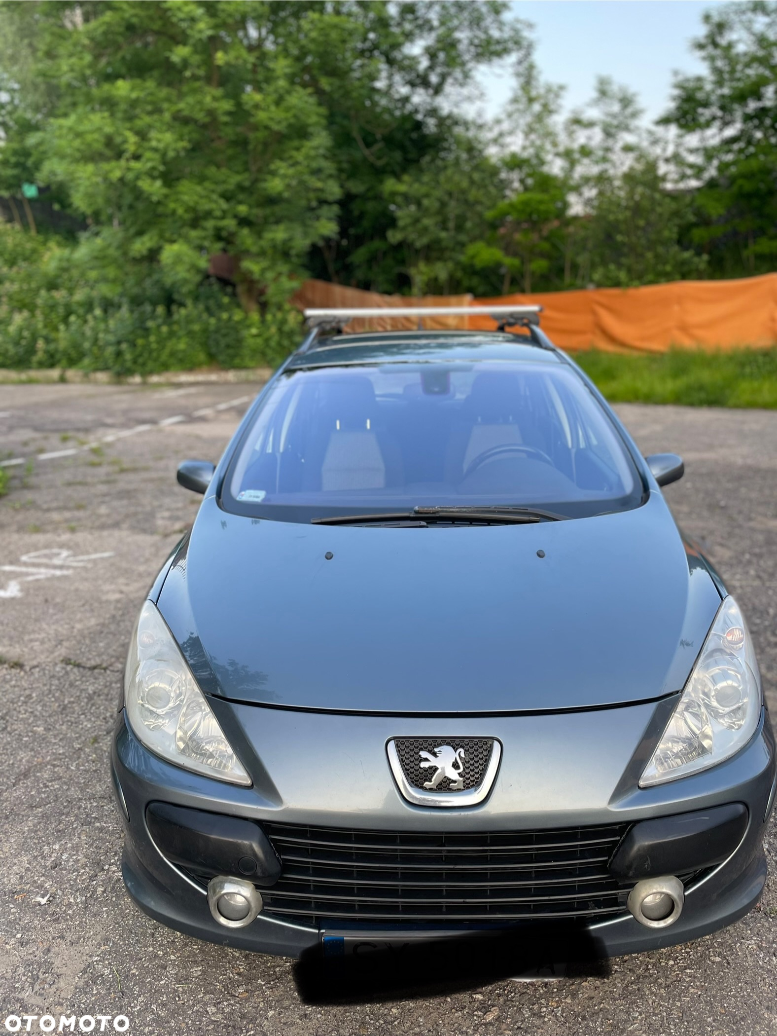 Peugeot 307 HDi 110 OXYGO - 2