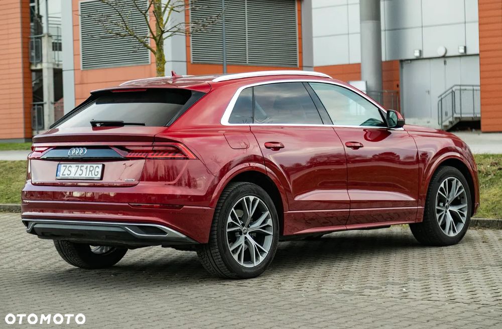 Audi Q8 - 24