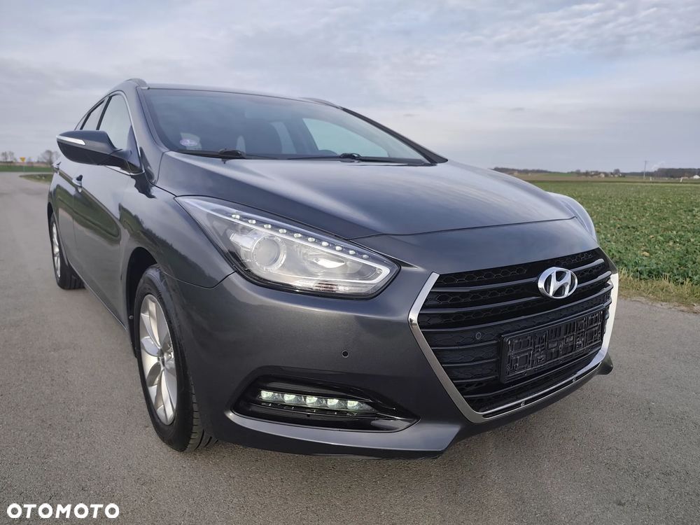 Hyundai i40 1.6 GDI Comfort + - 37