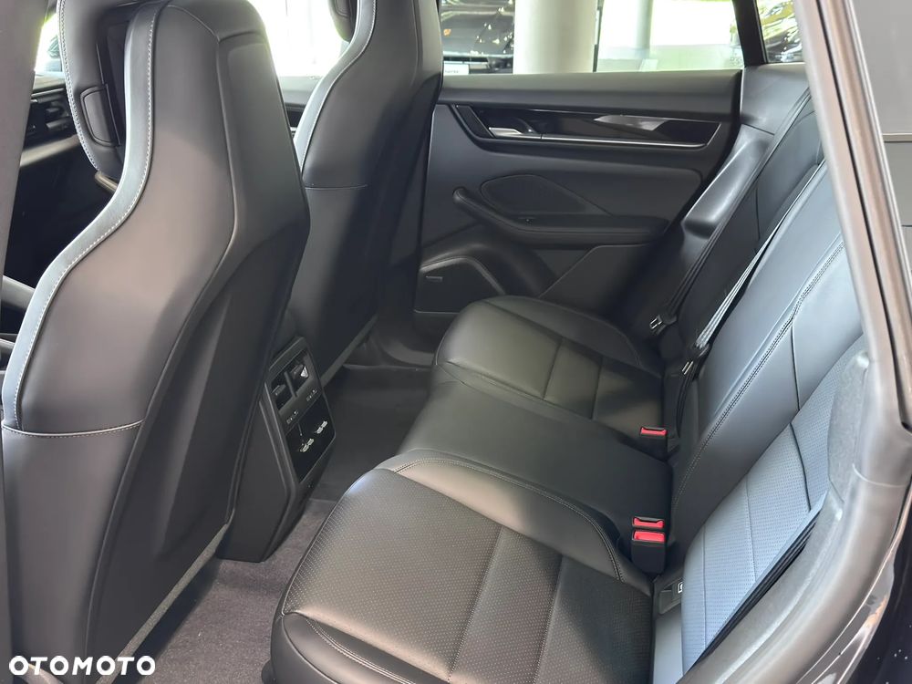 Porsche Macan 4 100kWh - 17