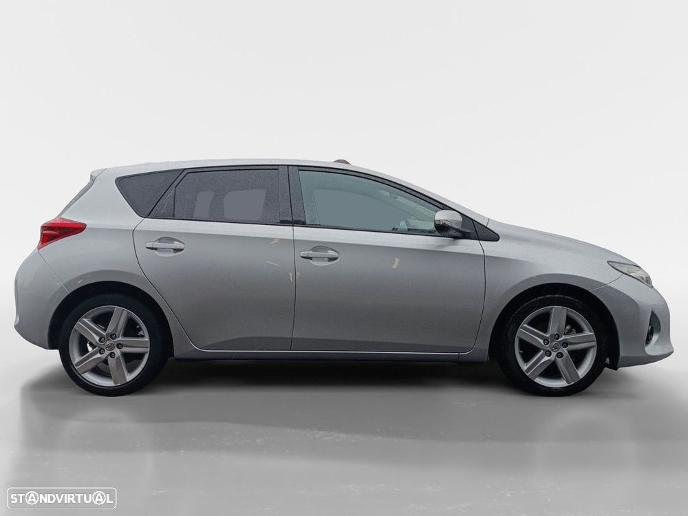 Toyota Auris 1.4 D-4D ACtive - 6