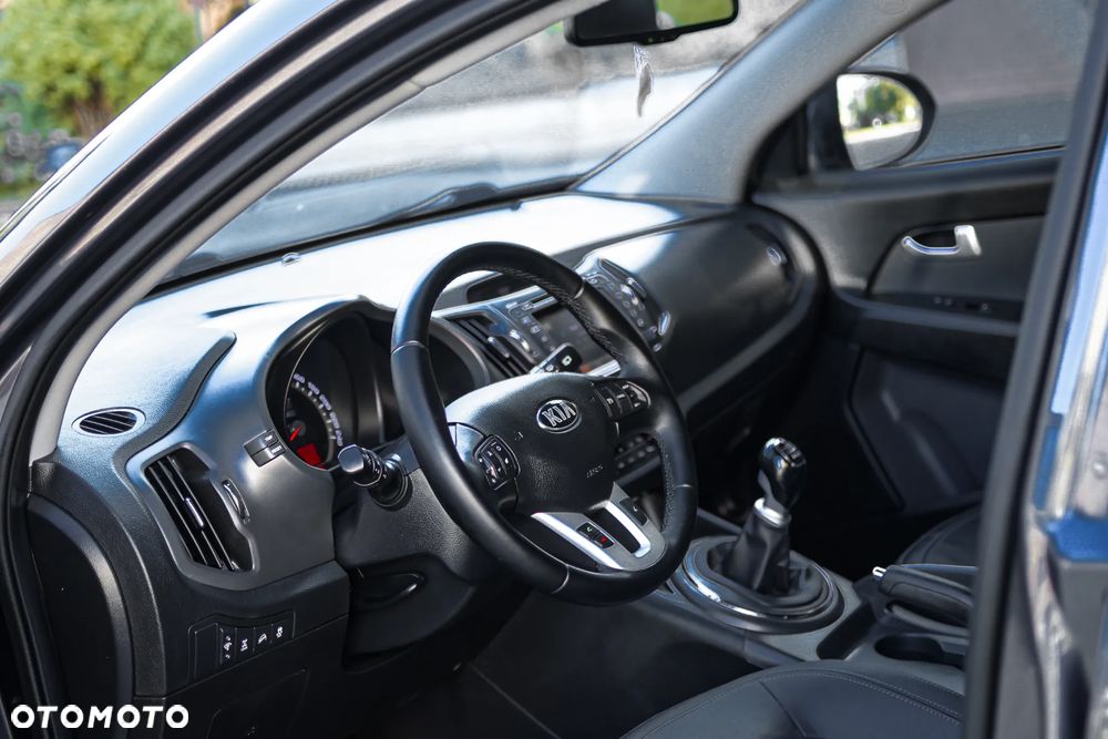Kia Sportage 2.0 CRDI M AWD - 6