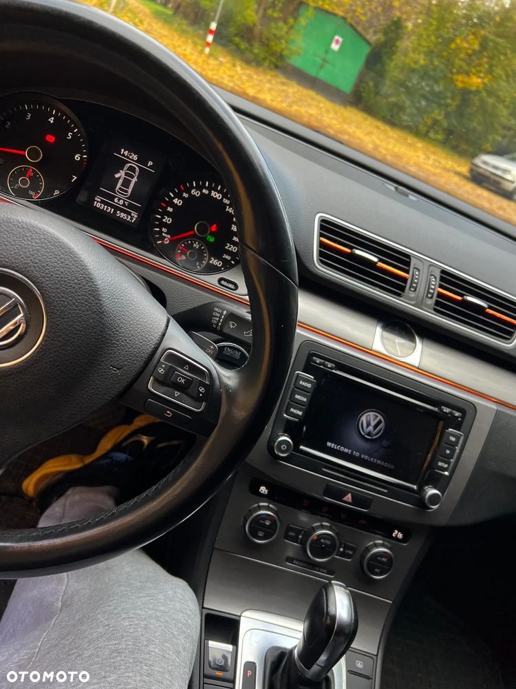 Volkswagen Passat 1.8 TSI Highline DSG - 13