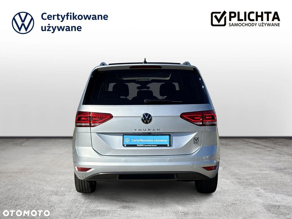Volkswagen Touran - 4