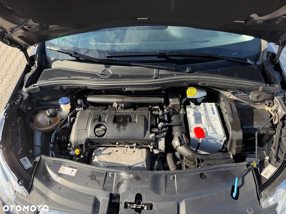 Peugeot 2008 120 VTI Allure - 14