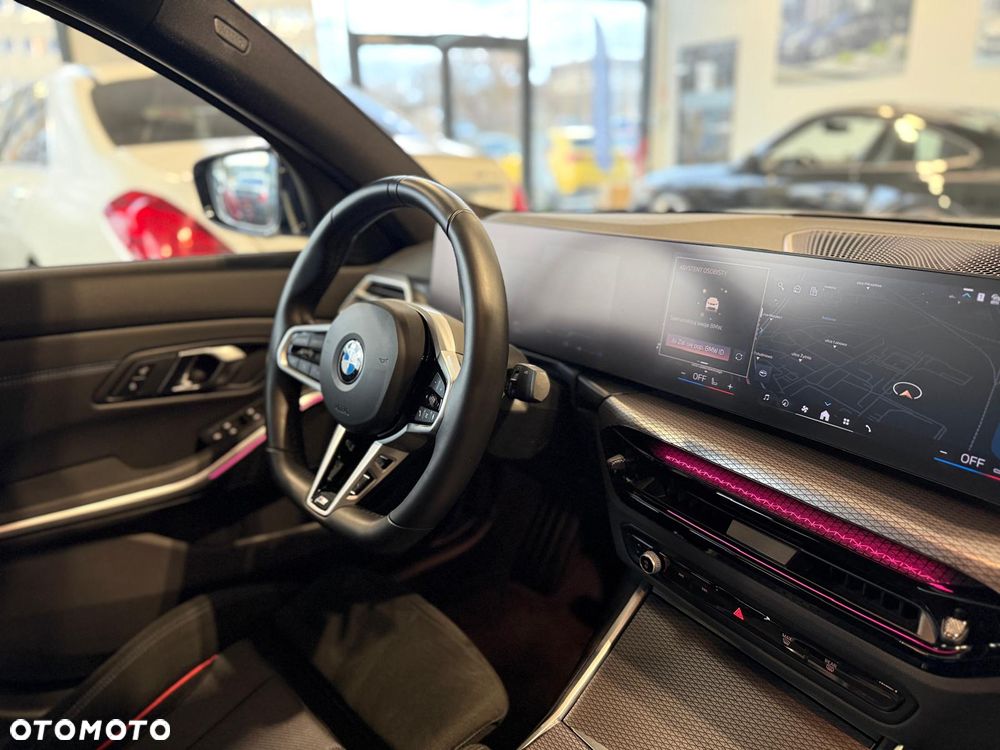 BMW Seria 3 318i M Sport - 24