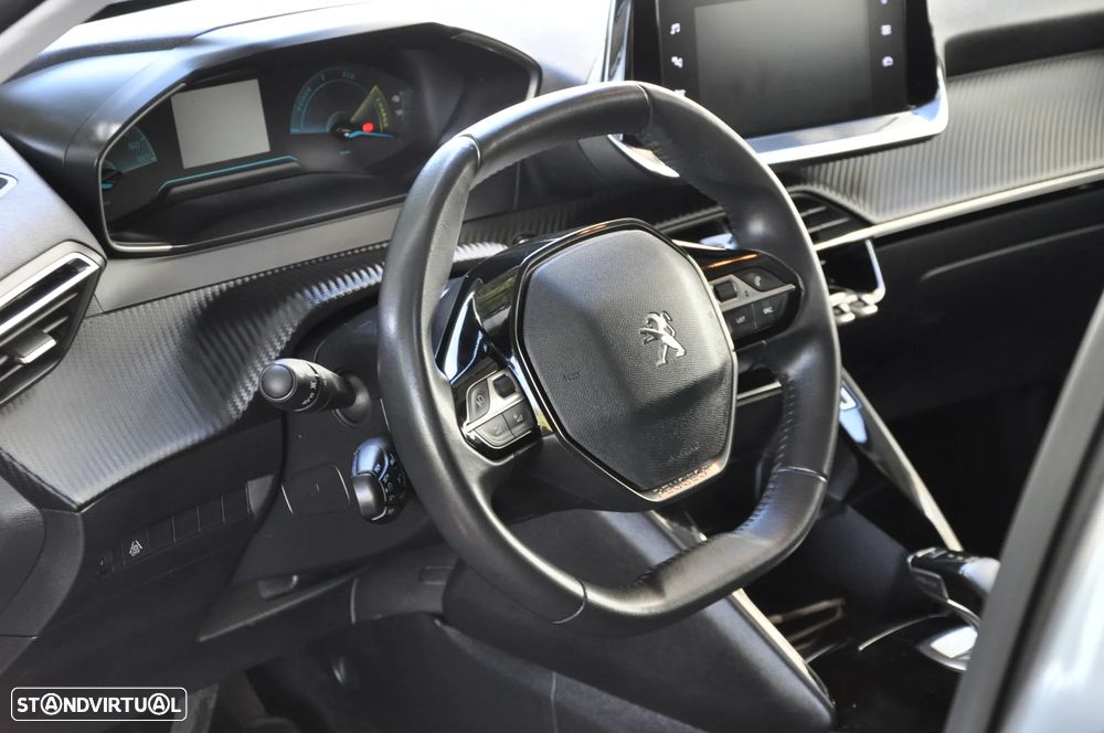 Peugeot e-2008 Style - 37