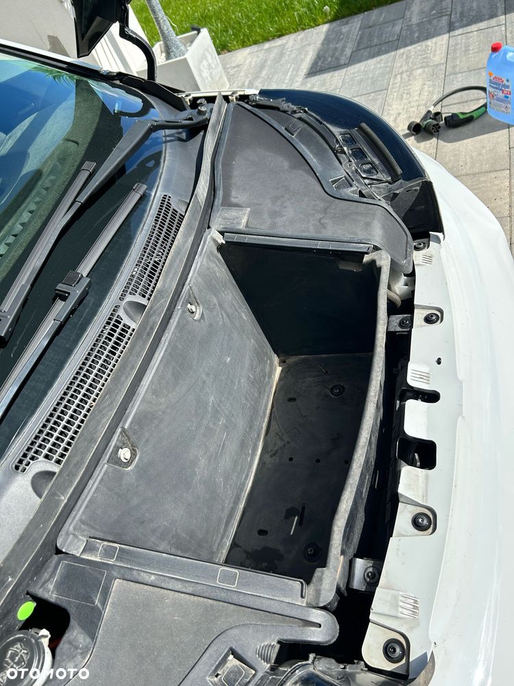 BMW i3 (60 Ah) - 11