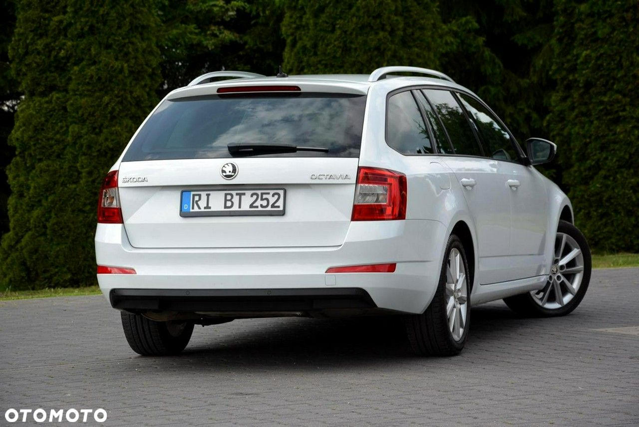 Skoda Octavia 2.0 TDI (Green tec) DSG Style - 15