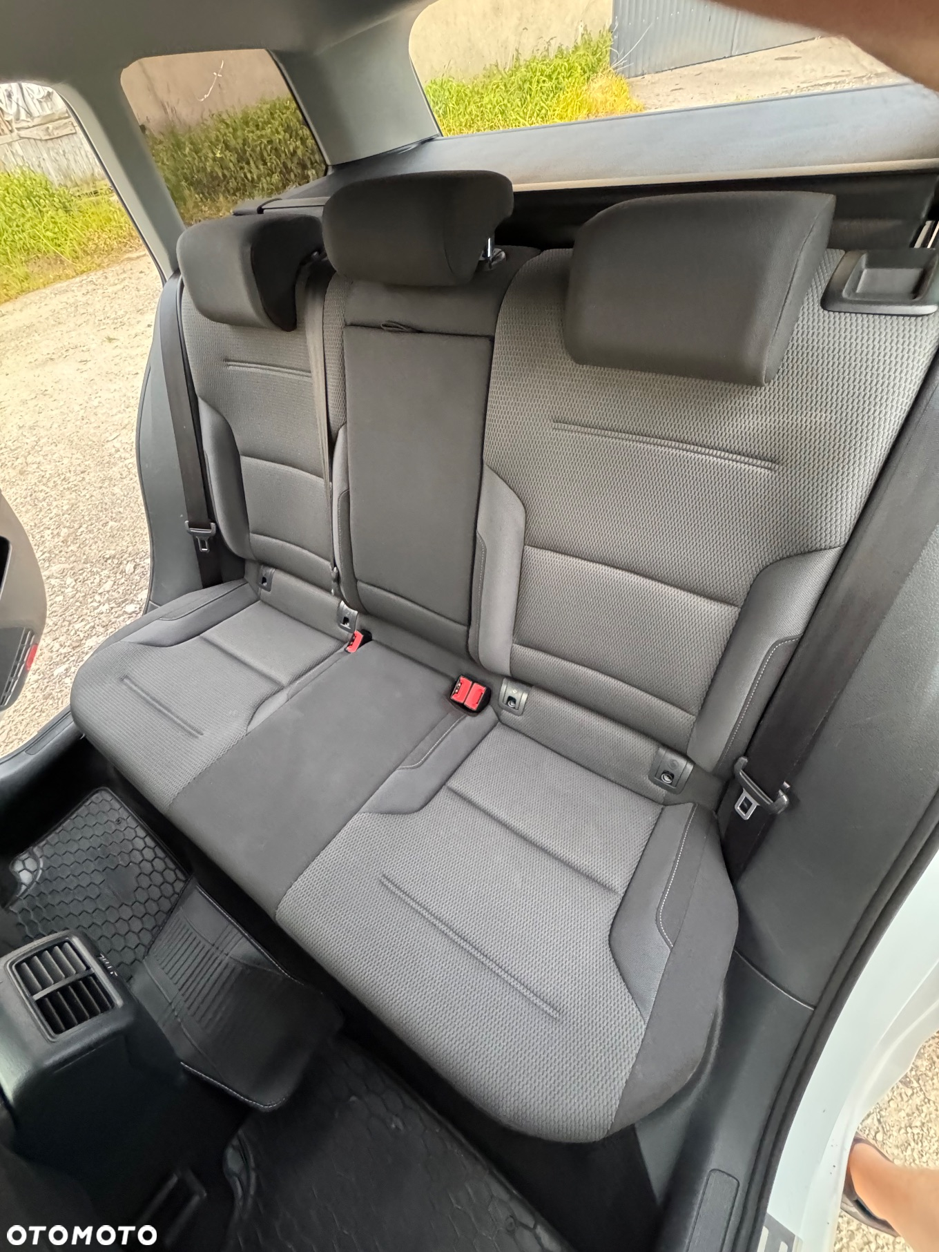 Volkswagen Golf 1.6 BlueTDI Comfortline - 23