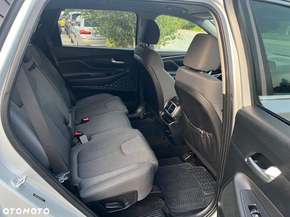 Hyundai Santa Fe - 32