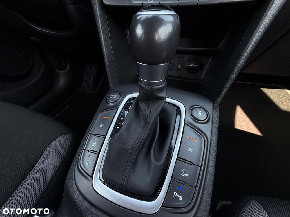 Hyundai Kona 1.6 T-GDI DCT 4WD Premium - 35