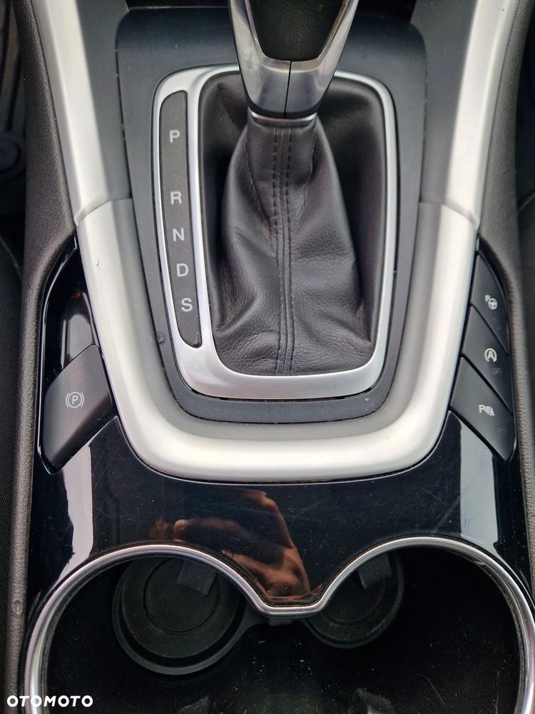 Ford Mondeo 2.0 TDCi Titanium PowerShift - 35