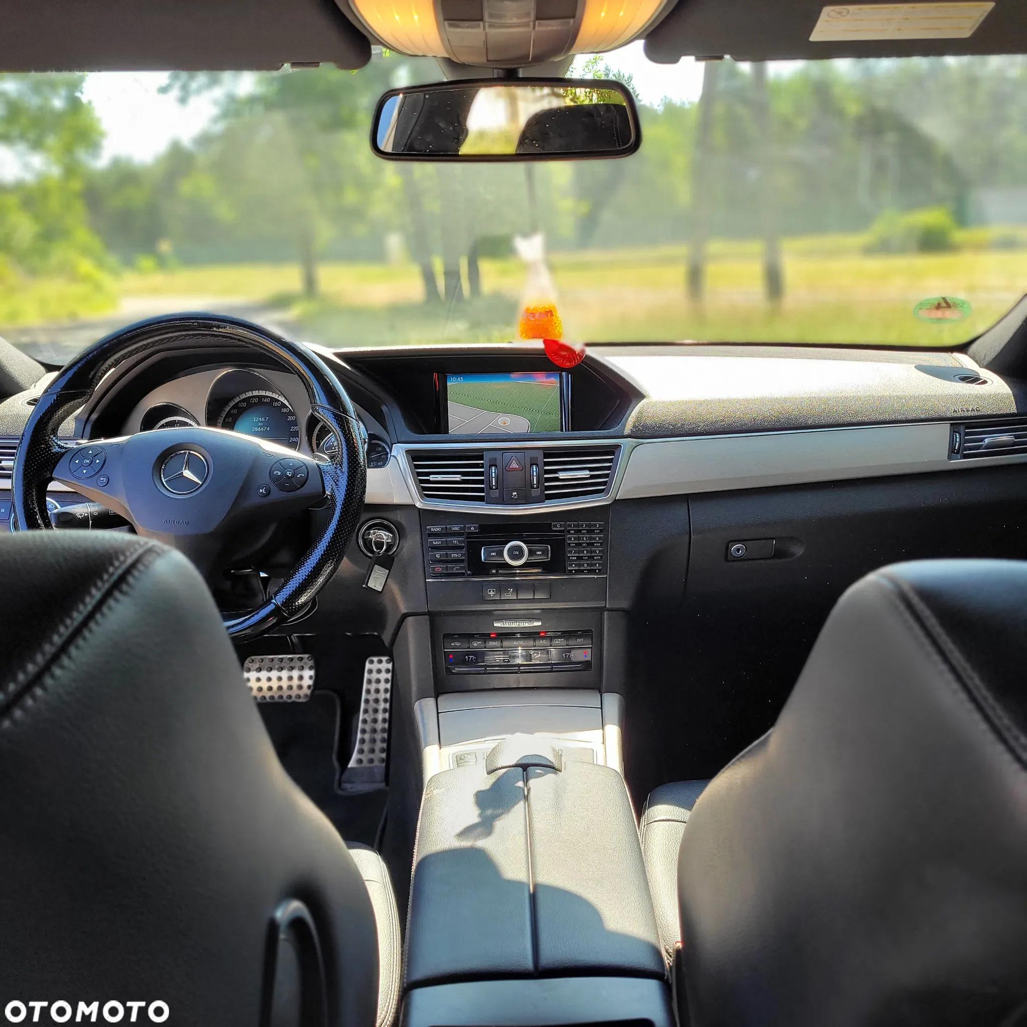 Mercedes-Benz Klasa E 350 CDI DPF BlueEFFICIENCY 7G-TRONIC Elegance - 11