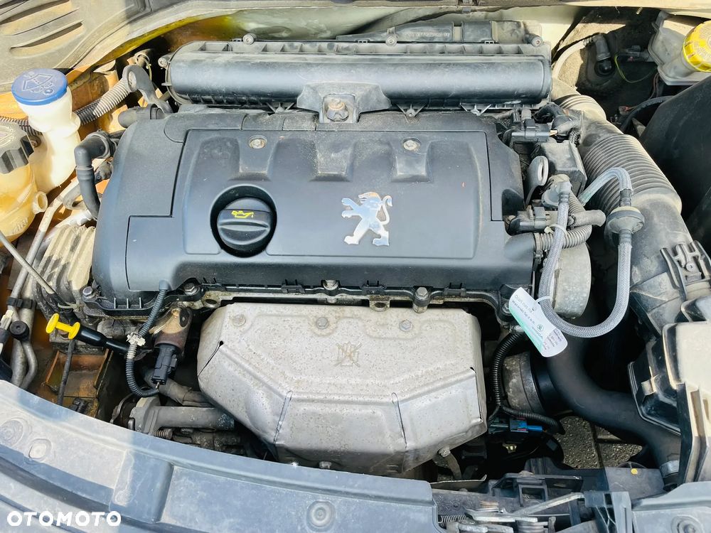 Peugeot 207 - 11
