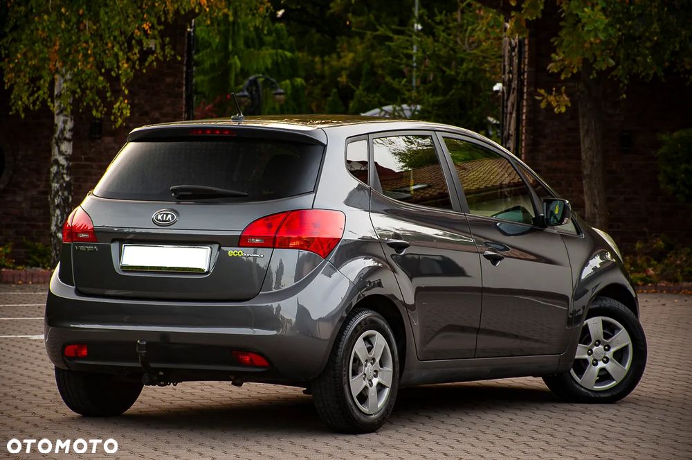 Kia Venga - 14