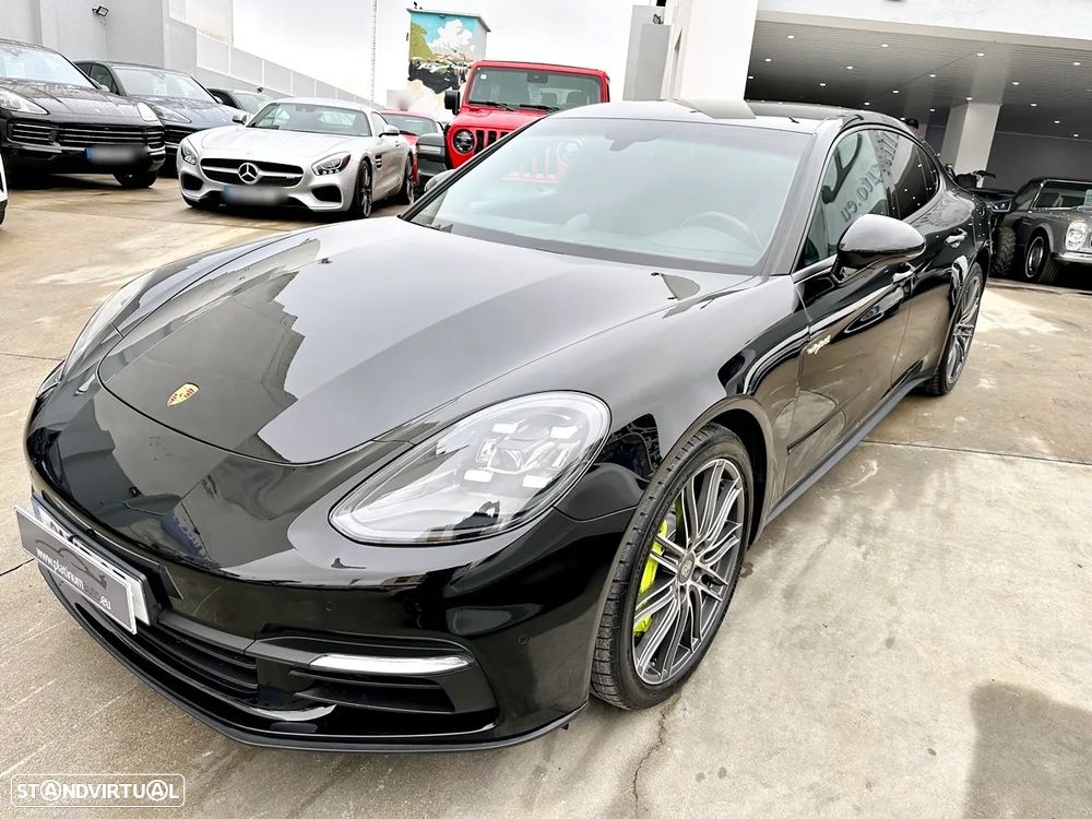 Porsche Panamera 4 E-Hybrid - 8