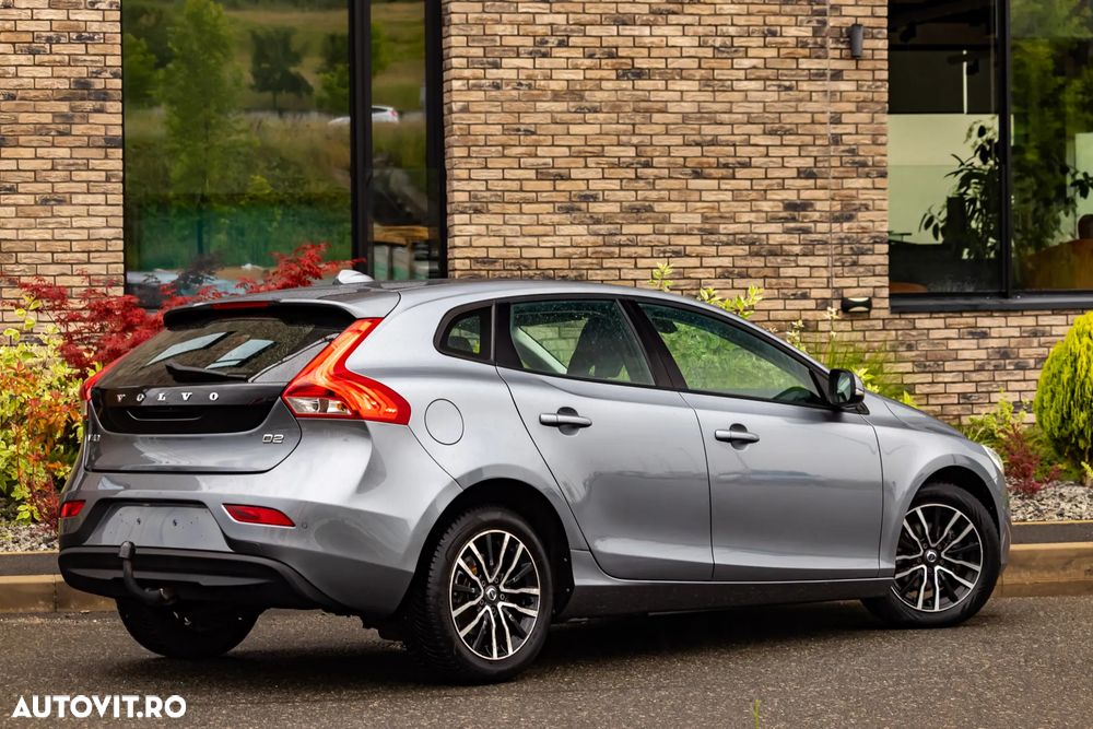 Volvo V40 D2 Momentum - 6