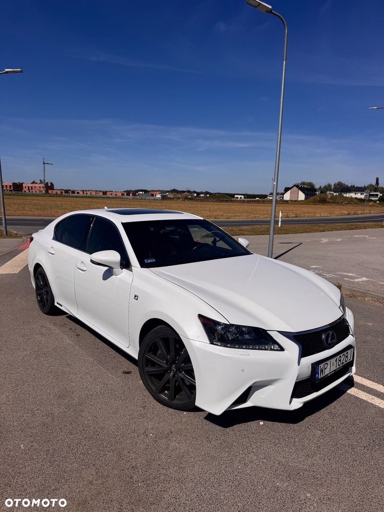 Lexus GS - 1