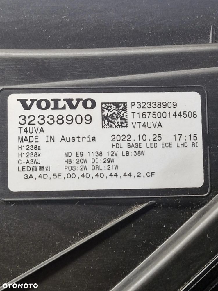 VOLVO XC40 LIFT FULL LED LAMPA PRAWA PRZÓD 32338909 - 12