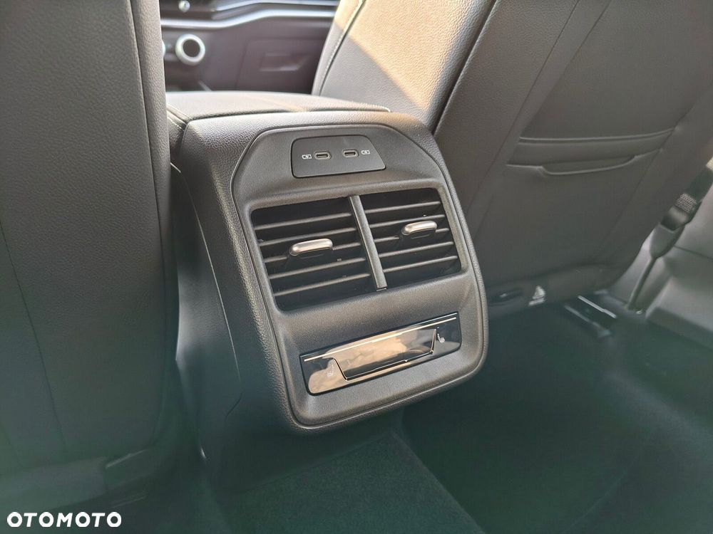 Skoda Superb 2.0 TSI Sportline DSG - 22