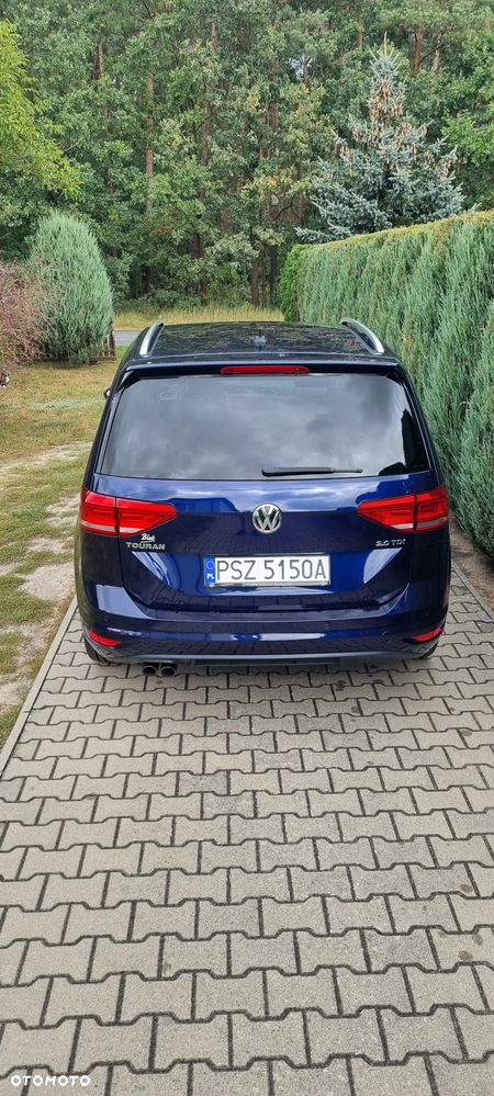 Volkswagen Touran 2.0 TDI BMT Comfortline - 4