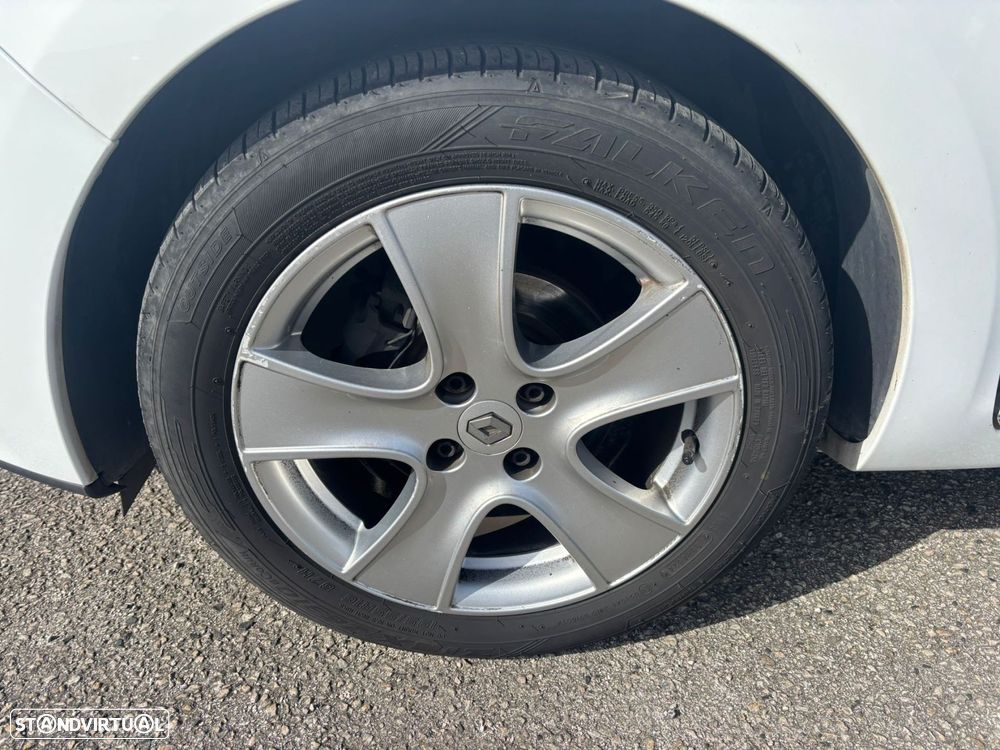 Renault Clio 0.9 TCE Luxe - 43