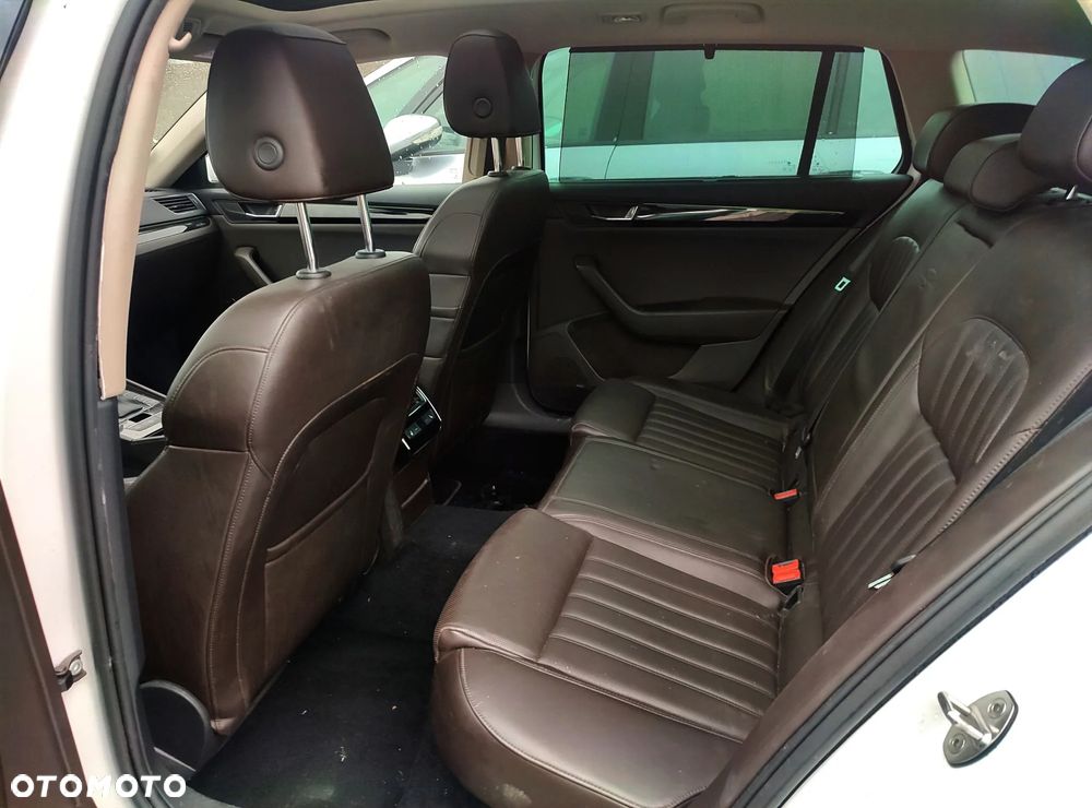 Skoda Superb 2.0 TDI DSG L&K - 15