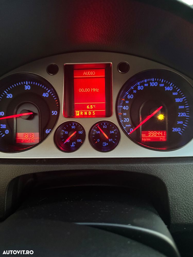 Volkswagen Passat 2.0TDI Comfortline DPF DSG - 3