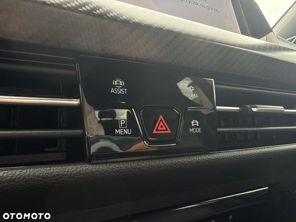 Volkswagen Golf - 21